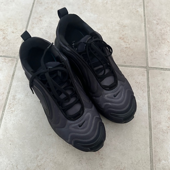 Nike Air Max 720 - Picture 7 of 8